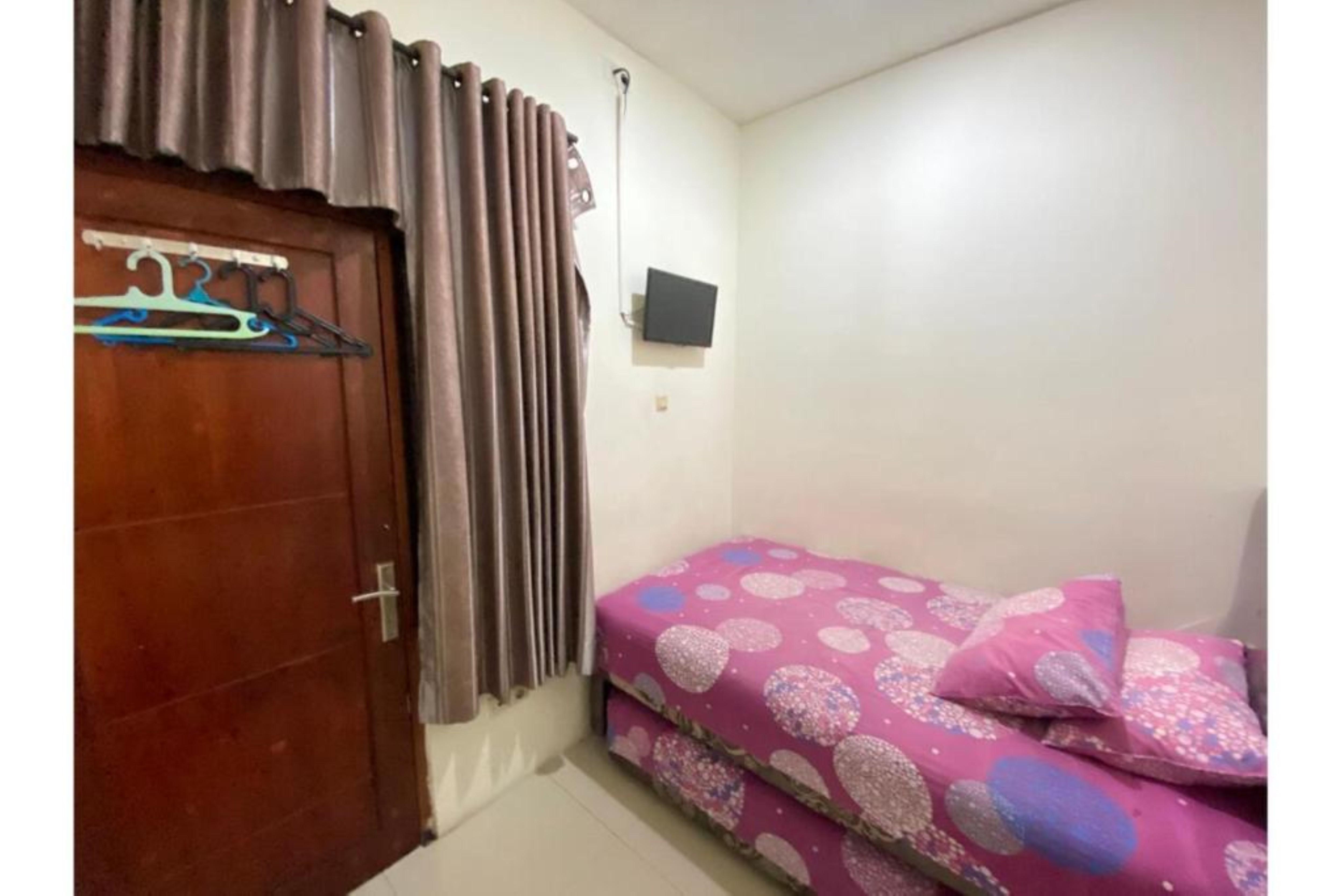 Hotel Oyo 2357 Syariah Grand Raudhah Jakarta Exterior foto